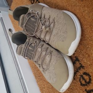 Nike Free Run RN Communter Flyknit Army Green Running Training Shoes AA1…